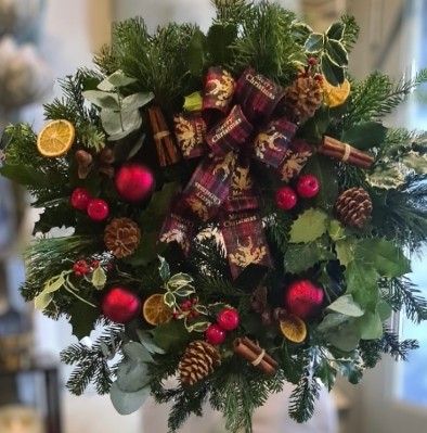 Natural Traditional Wreath