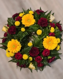 Claret & Amber Wreath