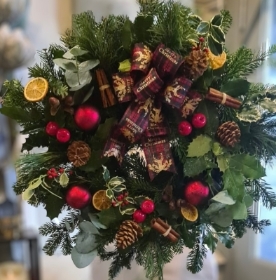 Natural Traditional Wreath